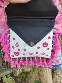 Image 5 of Greek beaded tassel bag - white and pink