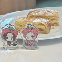 Image 1 of vitamin c! [keychain & block standee] 