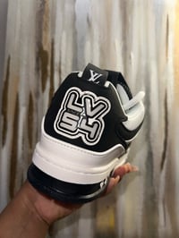 Image 3 of Men Skate Sneakers 