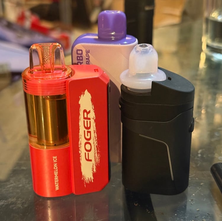 Image of Dr Dabber Ghost 2 Top