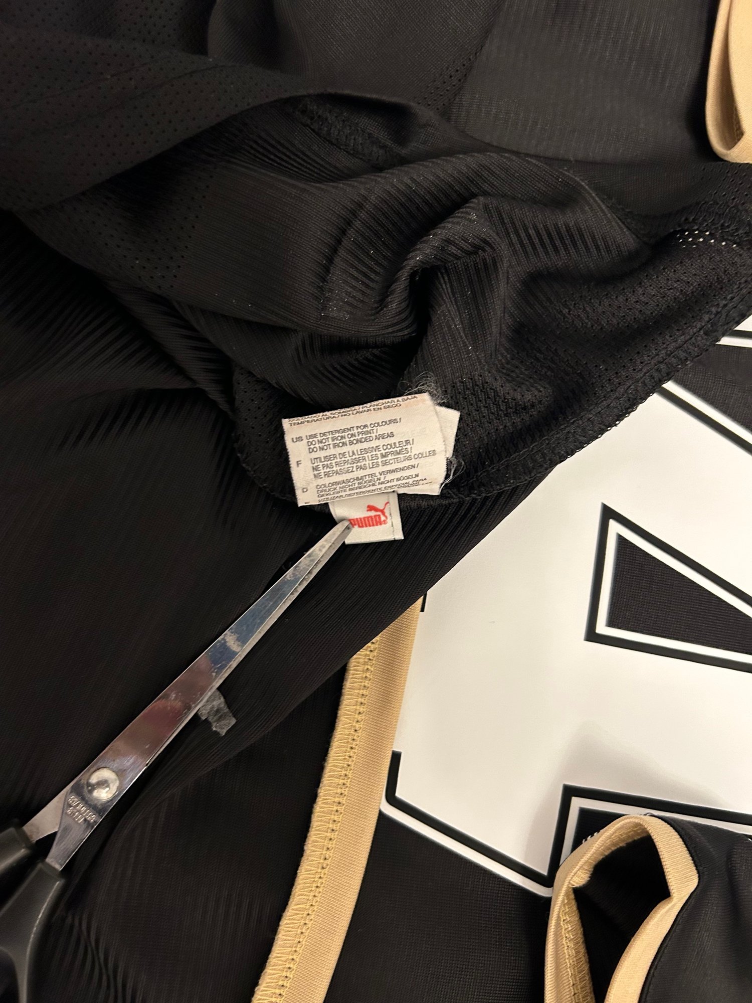 Image of Tottenham Hotspur “MODRIC 14” 2008/09 Third Shirt + PL patches (L)