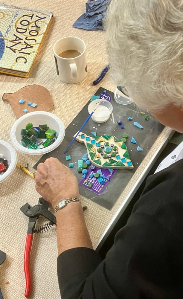 🎄 Christmas Mosaic Workshop – Saturday 6th December  Fleet, Hampshire