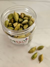 Image 3 of Cardamon pods / Semilla de Cardamomo verde