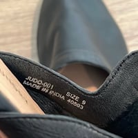 Image 10 of CHINESE LAUNDRY Black Genuine Leather Slip-On slide Sandals