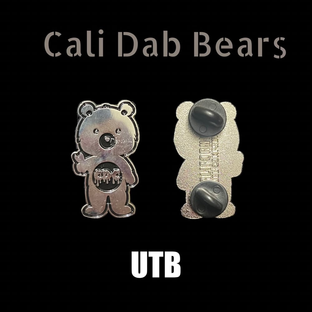 (PINS) Cali dab bears (Brown and silver bear)