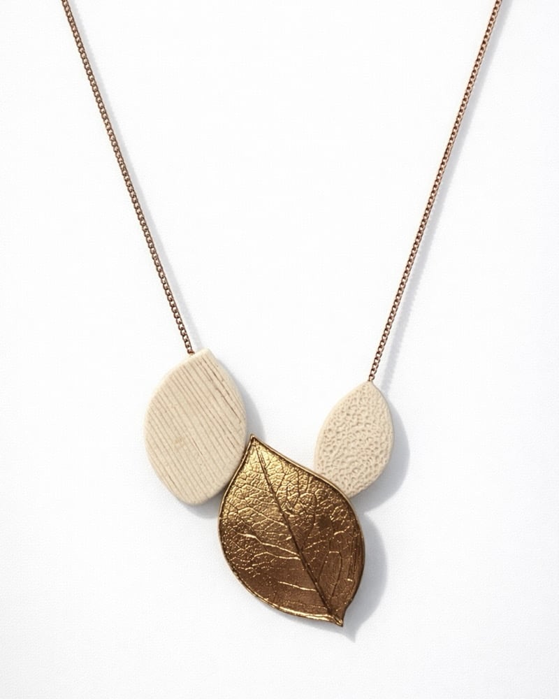 Image of Collana Leaves tre foglie 