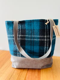 Image 2 of Scottish Tartan Tote Bag- ‘Heritage of Scotland’ 