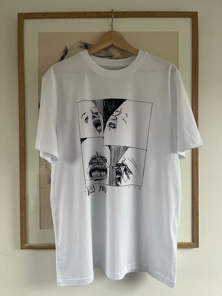 Image of Mid sneeze - tee shirt