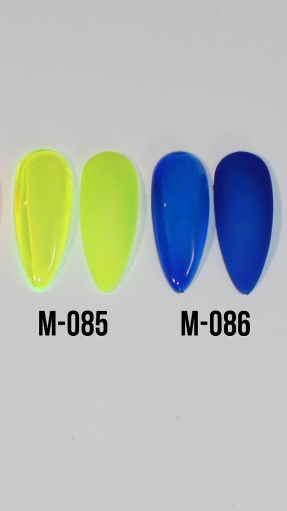Image of Basic 33