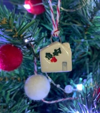 Image 4 of Little Hanging Houses