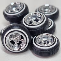 Image 2 of 1:64 scale Supremes KO (2 sets)