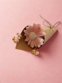 Image 4 of Mini single flower wax melt bouquet