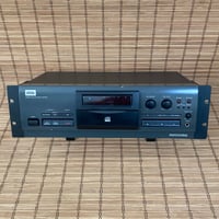 Image 1 of HHB CDR-800 • Compact Disc Recorder / Player • CDR / CD • 90s made in Japan