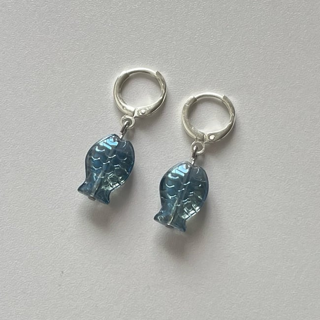 ‘blue fish’ huggie hoop earrings 