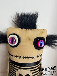 Image 2 of Sable Thorn