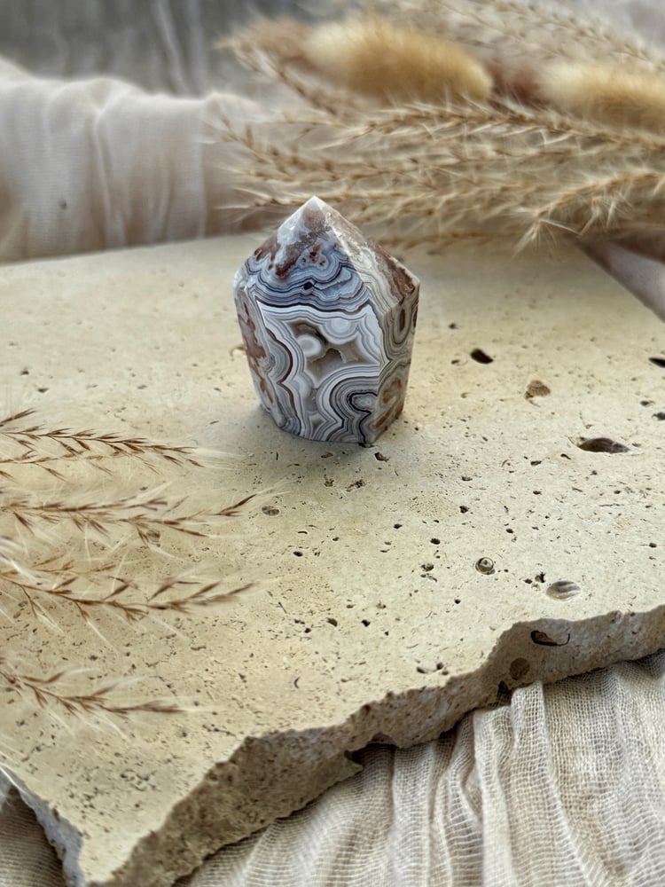 Image of Mexican Crazy Lace Agate Cupcake 