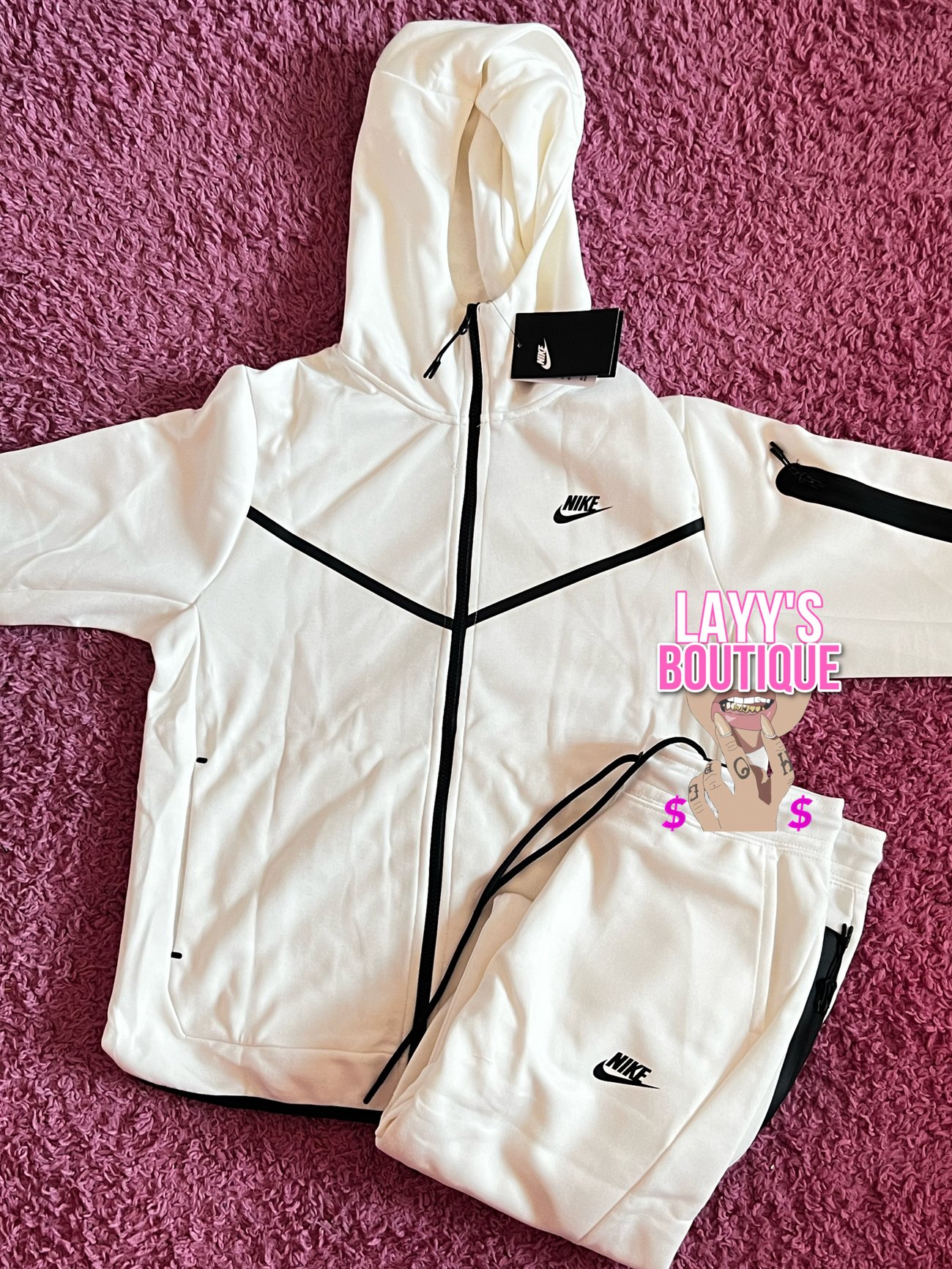 Nike Techs (2) Layys Closet