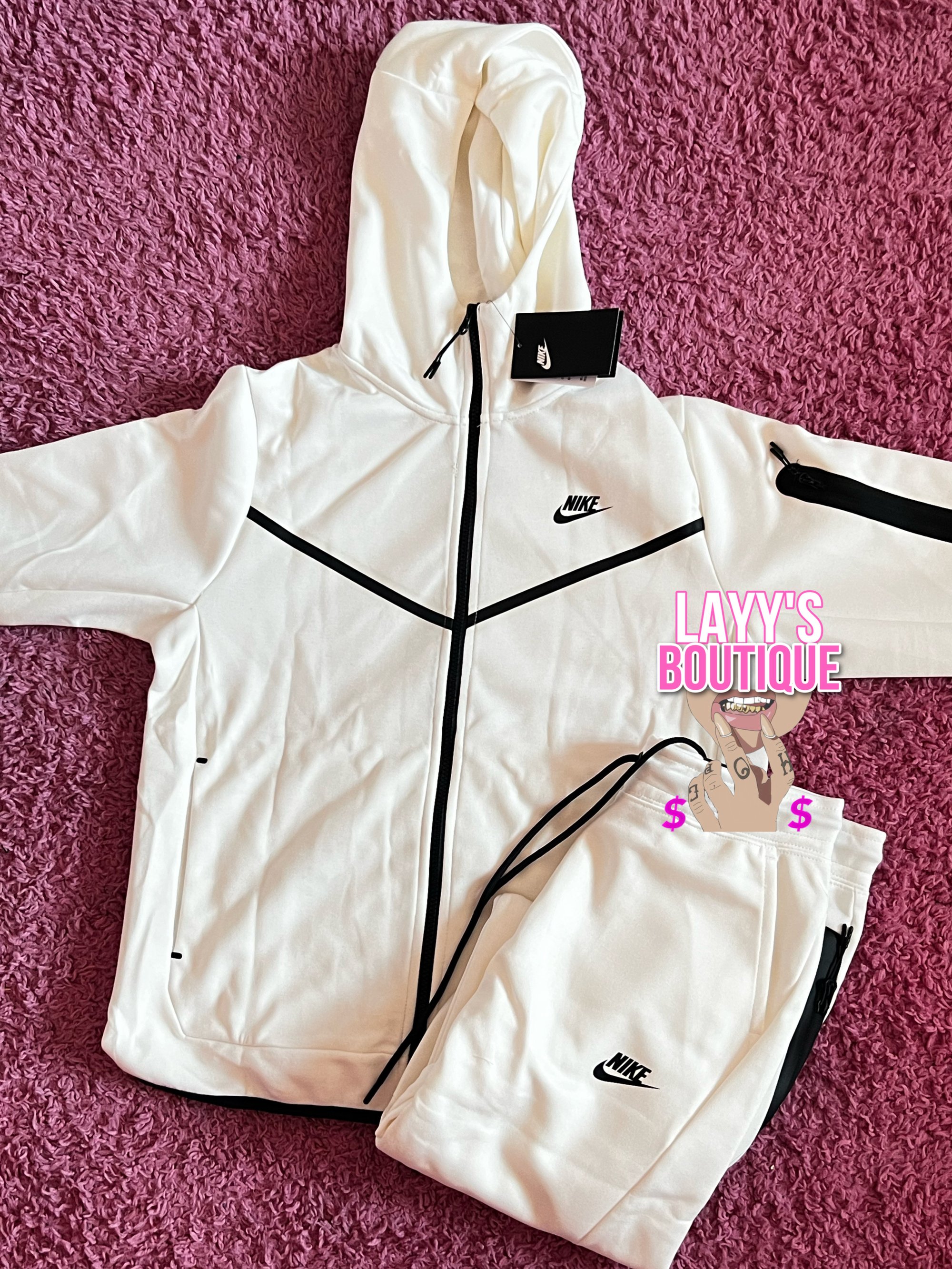 Nike Techs (2) | Layys Closet