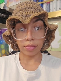 Two tone brown bucket hat