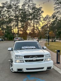 Image 3 of GOMILONA windshield DECALS (WHITE) 4x entries