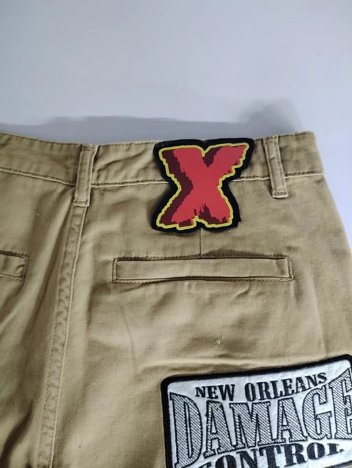 Oversized cargo shorts 