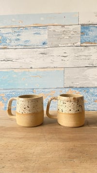 Image 3 of Mug duo