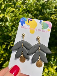 Image 2 of CHLOE - Black 
