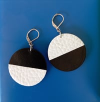 Image 1 of Boucles d'oreilles "Luna" Collection Memphis 