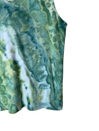 Image 8 of ♻️ UPCYCLED L Cotton Tank in Verdant Agate Ice Dye
