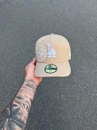 Image 4 of TAN ESTADOS UNIDOS MEXICANOS LOS ANGELES DODGERS CUSTOM FITTED CAP