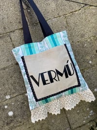 Image 2 of Bolsiña feita a man. VERMÚverde. Deseño exclusivo!