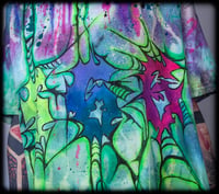 Image 15 of 666 UV TEe (large)