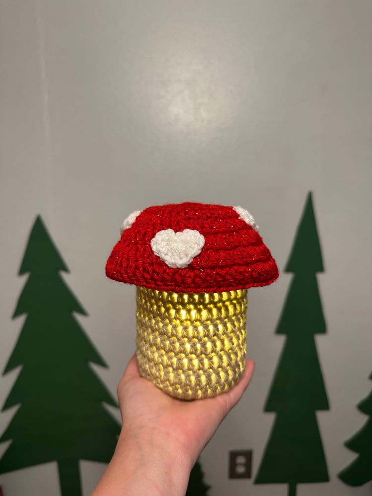 Image of mushroom stash jar / lamp