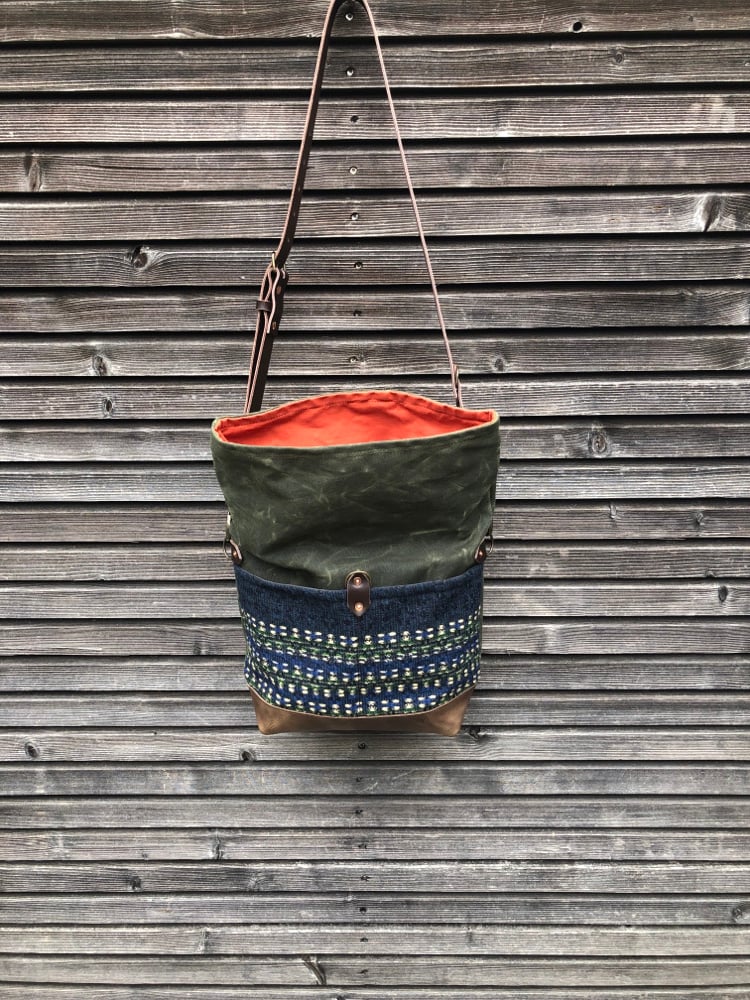Image of Waxed canvas satchel with handwoven exterior pocket