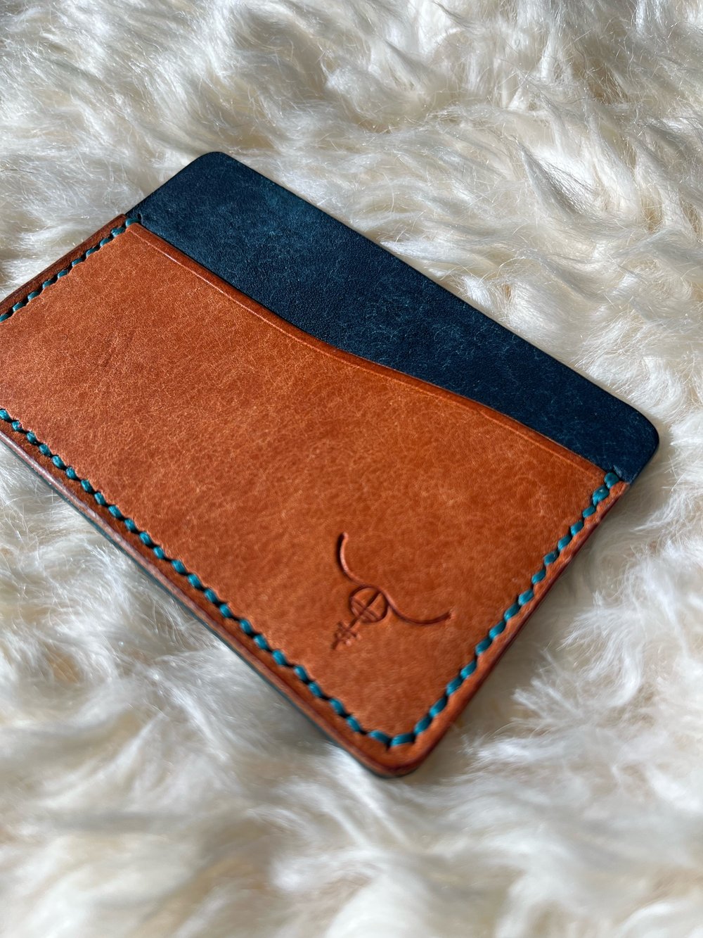 Image of Olmo/Sapphire Pueblo Horizontal Cardholder 