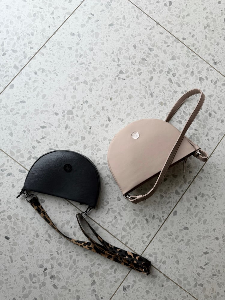 Image of Halfmoon M Taupe