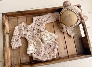 Image of oatmeal textured set