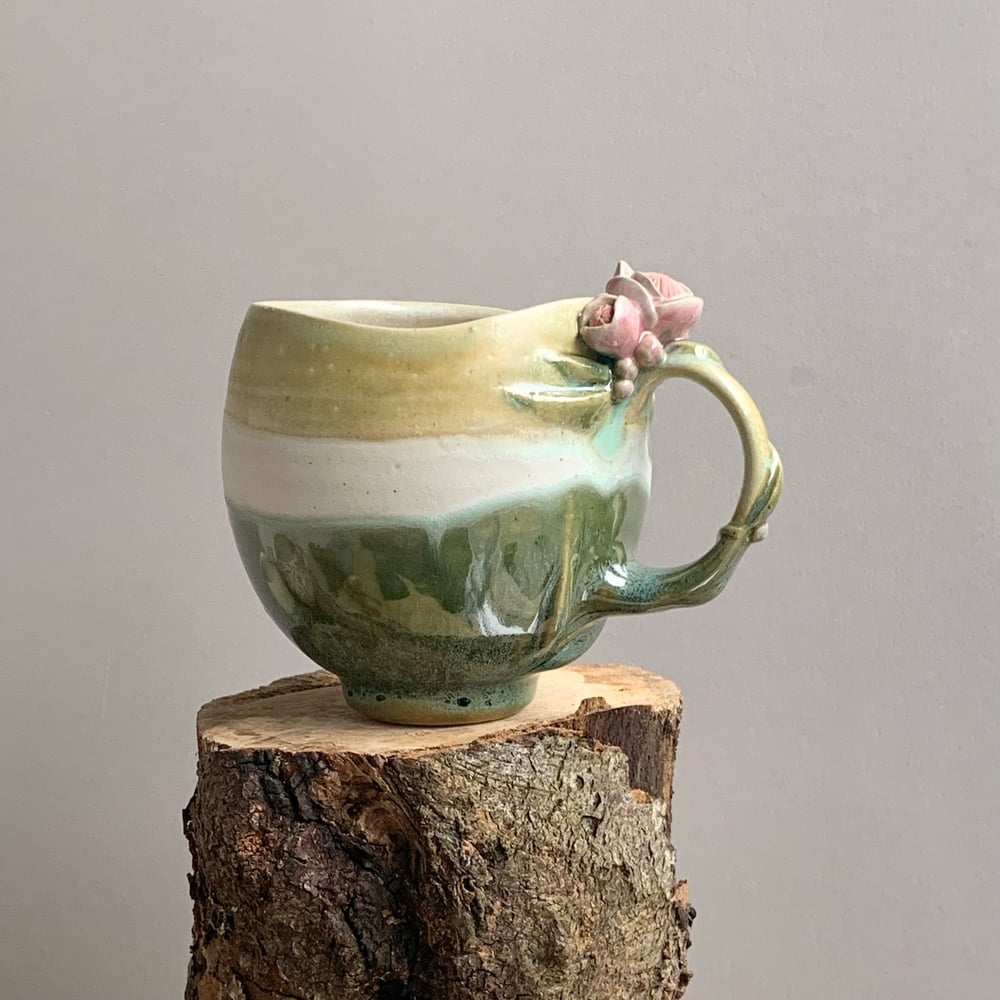 Image of Flower cup 1 