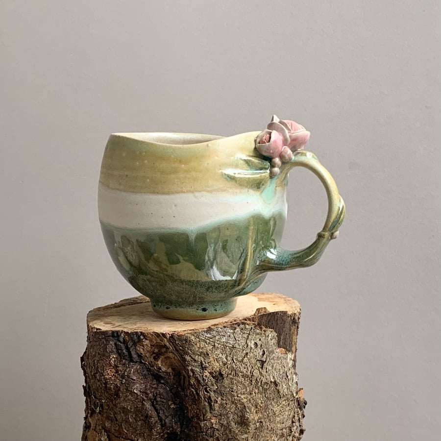 Image of Flower cup 1 