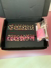 Medium Curved Press On Nail Set 18