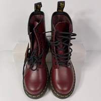 Image 2 of DR DOC MARTENS 1460 WOMENS SMOOTH LEATHER LACE UP BOOTS SIZE 5 CHERRY RED 8 EYE SLIP RESISTANT NEW