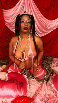 Image 2 of Pink Velvet Candy Hearts Set