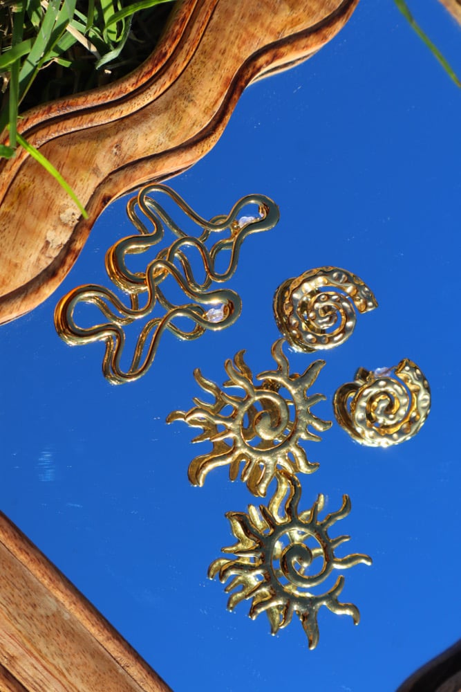 Image of "Sungaze" Stud earrings