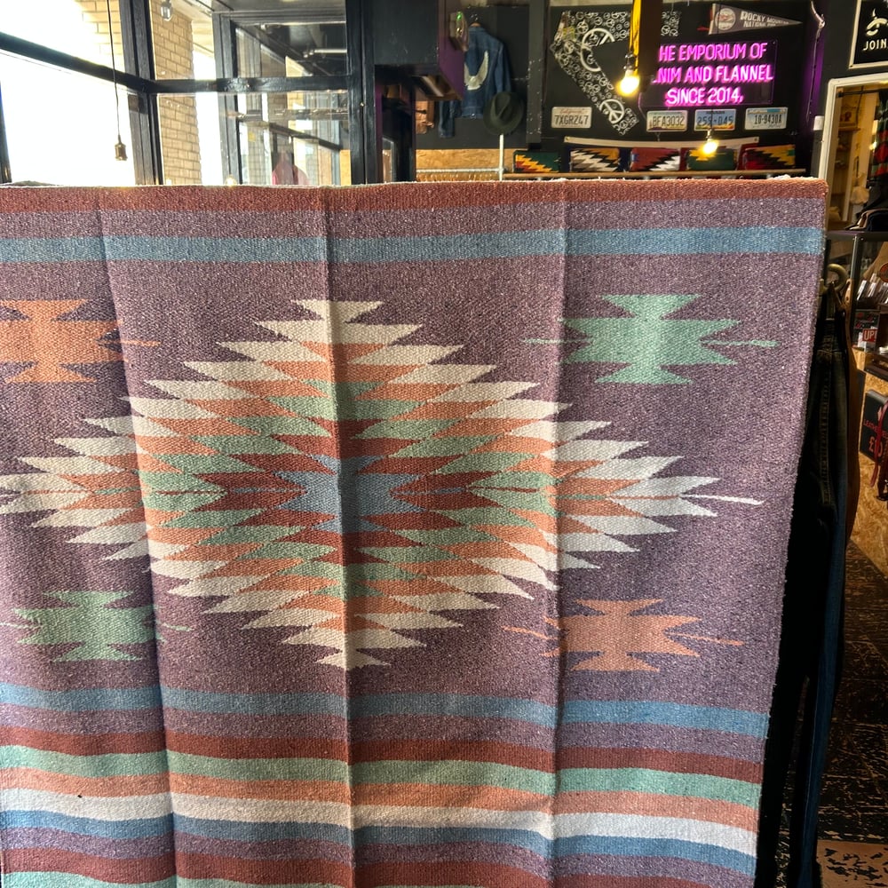 AUTHENTIC MEXICAN BLANKET - PASTEL PURPLE