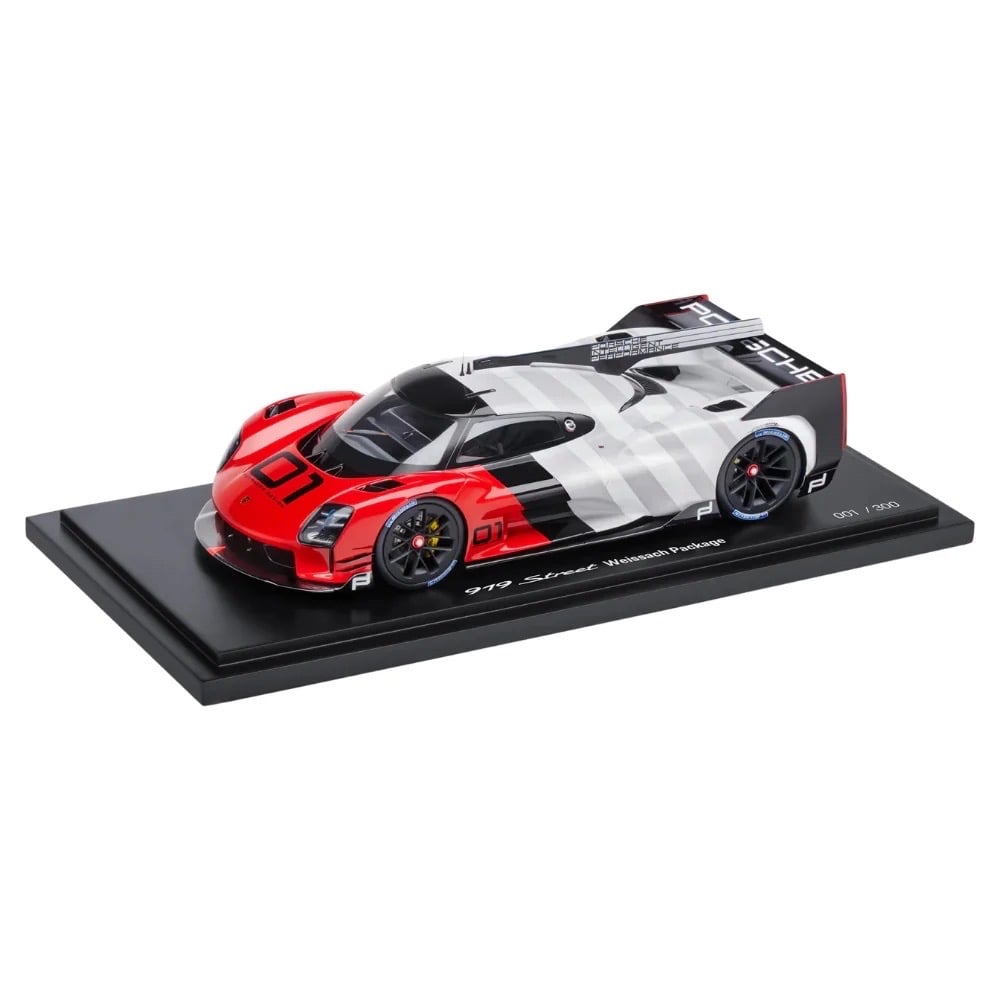 Image of 1/18 Porsche 919 Street Weissach Model