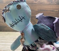 Image 2 of Livendira