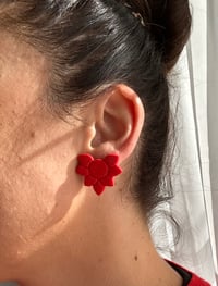 Image 3 of ZOE - Red