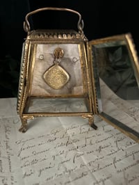 Image 5 of Magnifique boîte à bijoux et soie capitonnée beige. XIXème s.