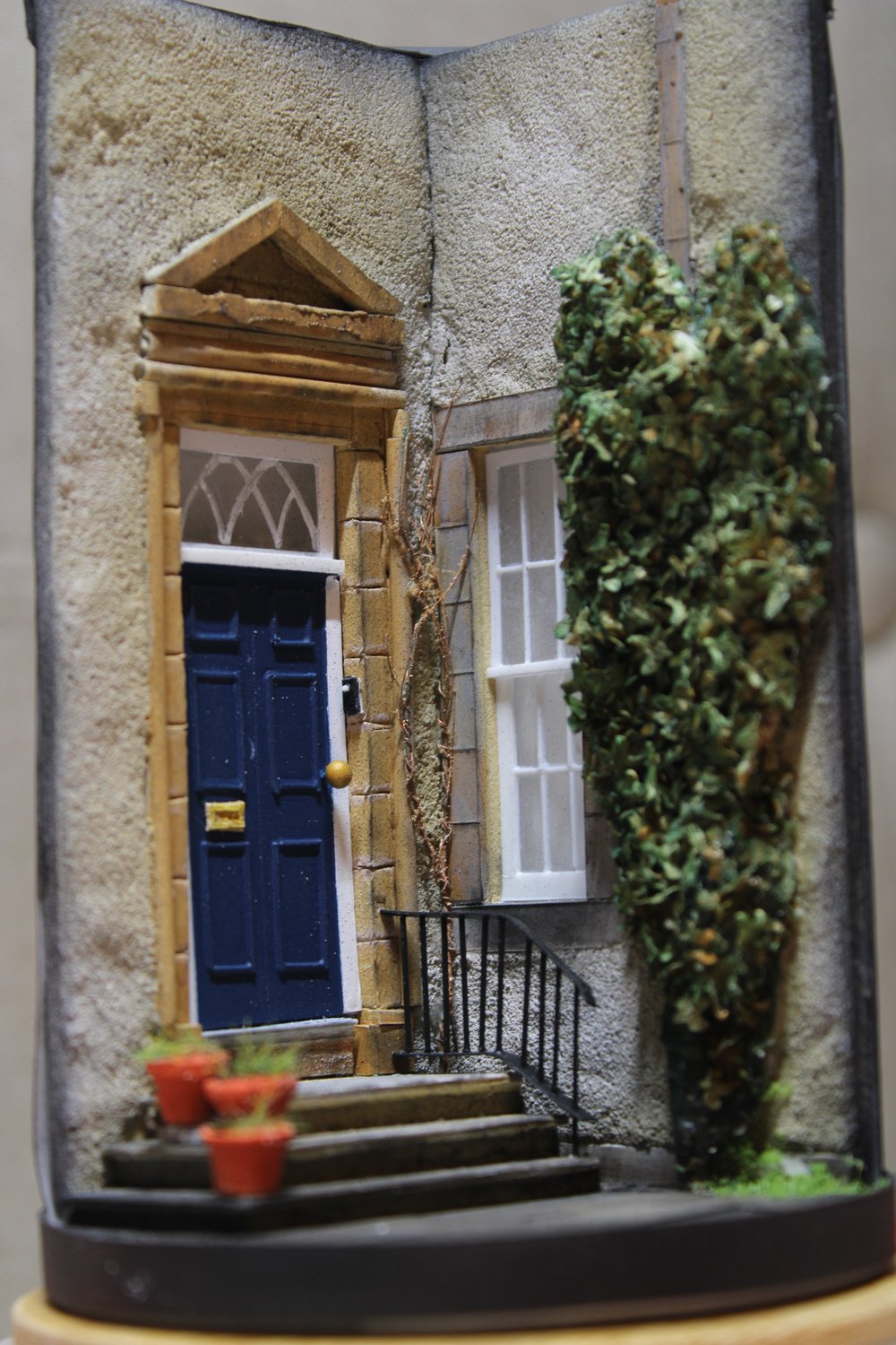 Image of Diorama Art Piece Romantic doorway with heart ivy Jar Time Capsule