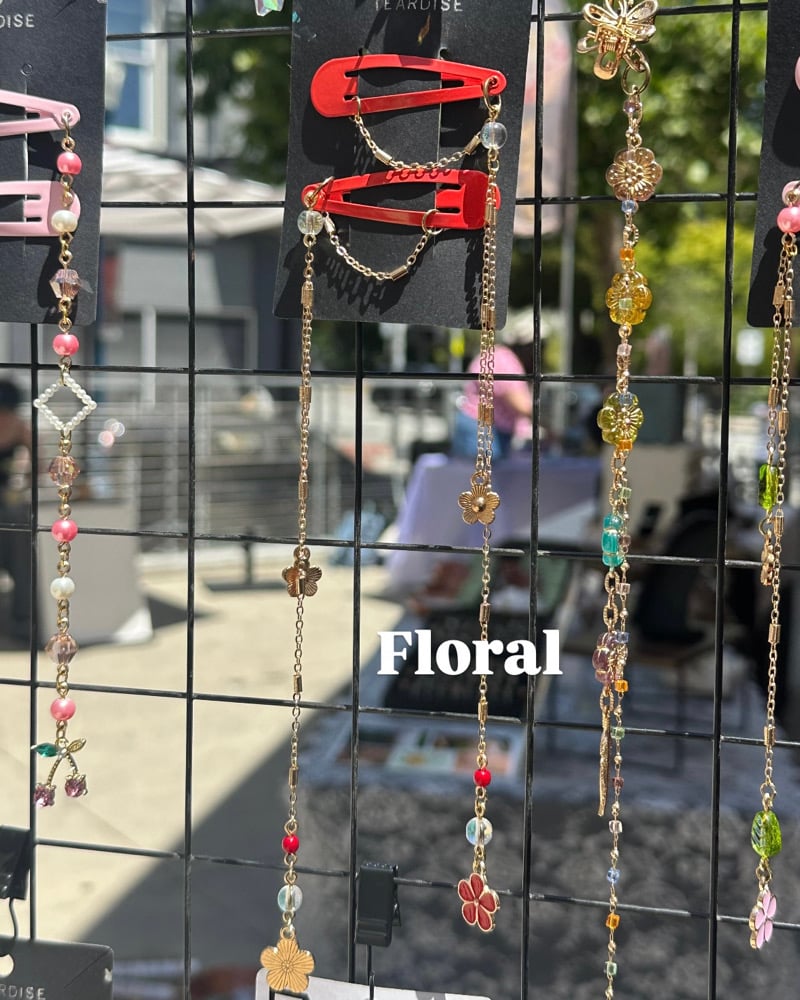 Image of red hair clips